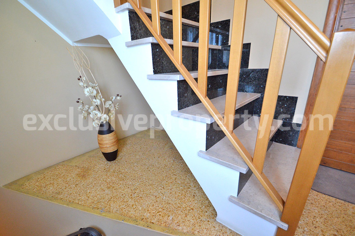 Italian Property for Sale - Townhouse with Terrace and 2 Apartments in Palata - Molise