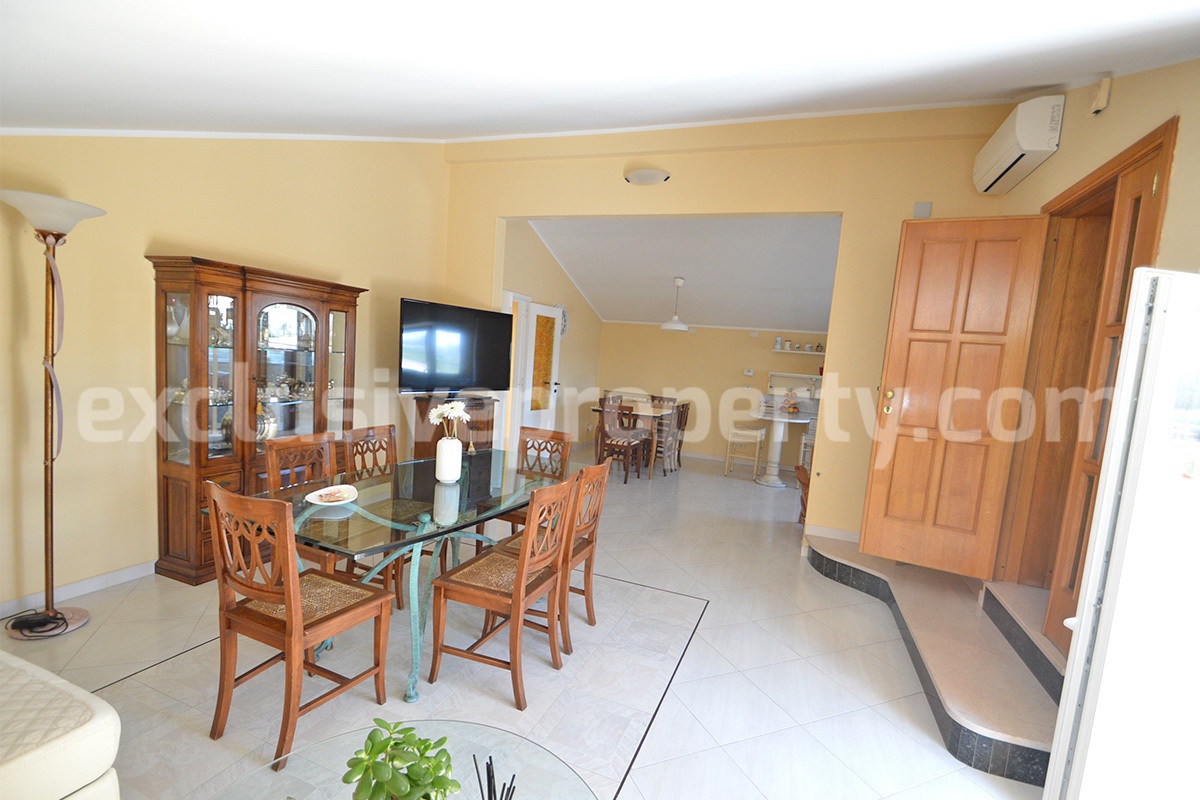 Italian Property for Sale - Townhouse with Terrace and 2 Apartments in Palata - Molise