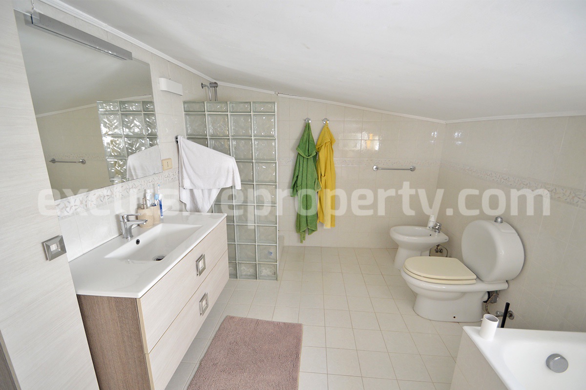 Italian Property for Sale - Townhouse with Terrace and 2 Apartments in Palata - Molise