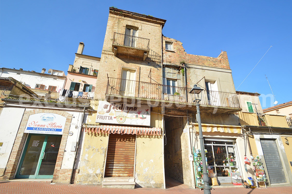 Spacious Property with Large Terrace for Sale in Central Lanciano - Abruzzo