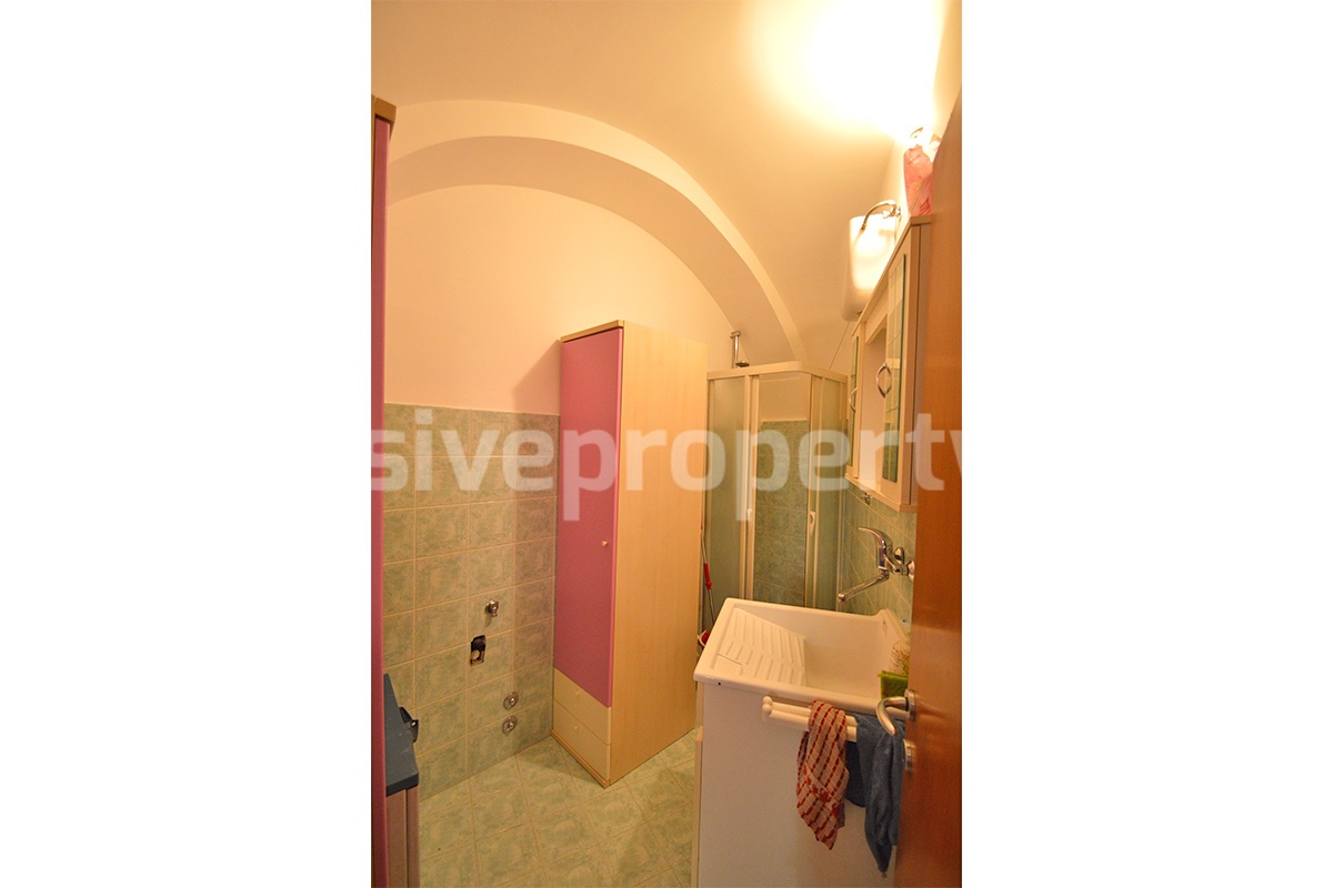 Ready-to-Live-In Townhouse for Sale in the Historic Center of Atessa with Unique Vaulted Brick Ceilings