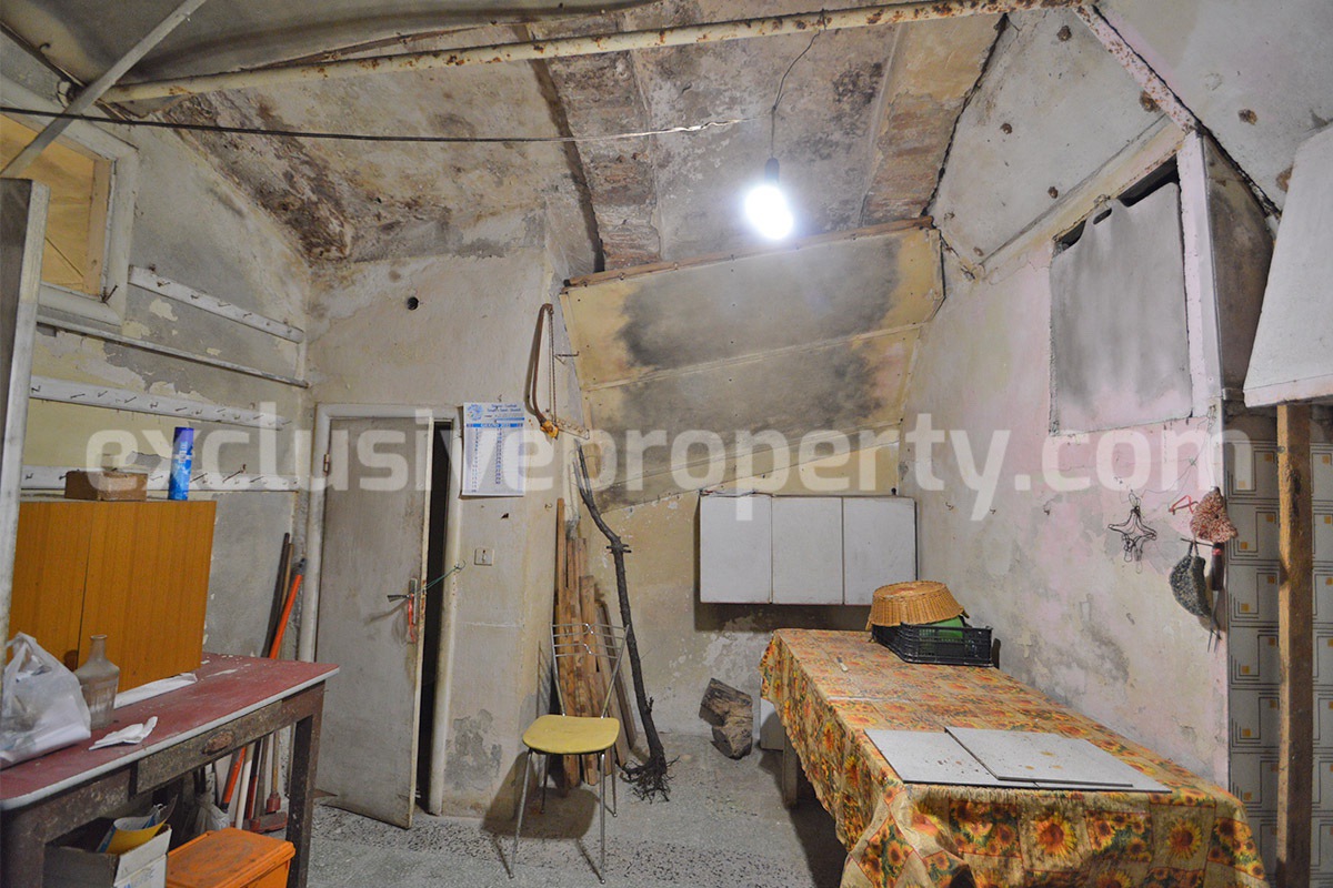 Property with Garden and Panoramic Terrace for Sale in Atessa - Italy