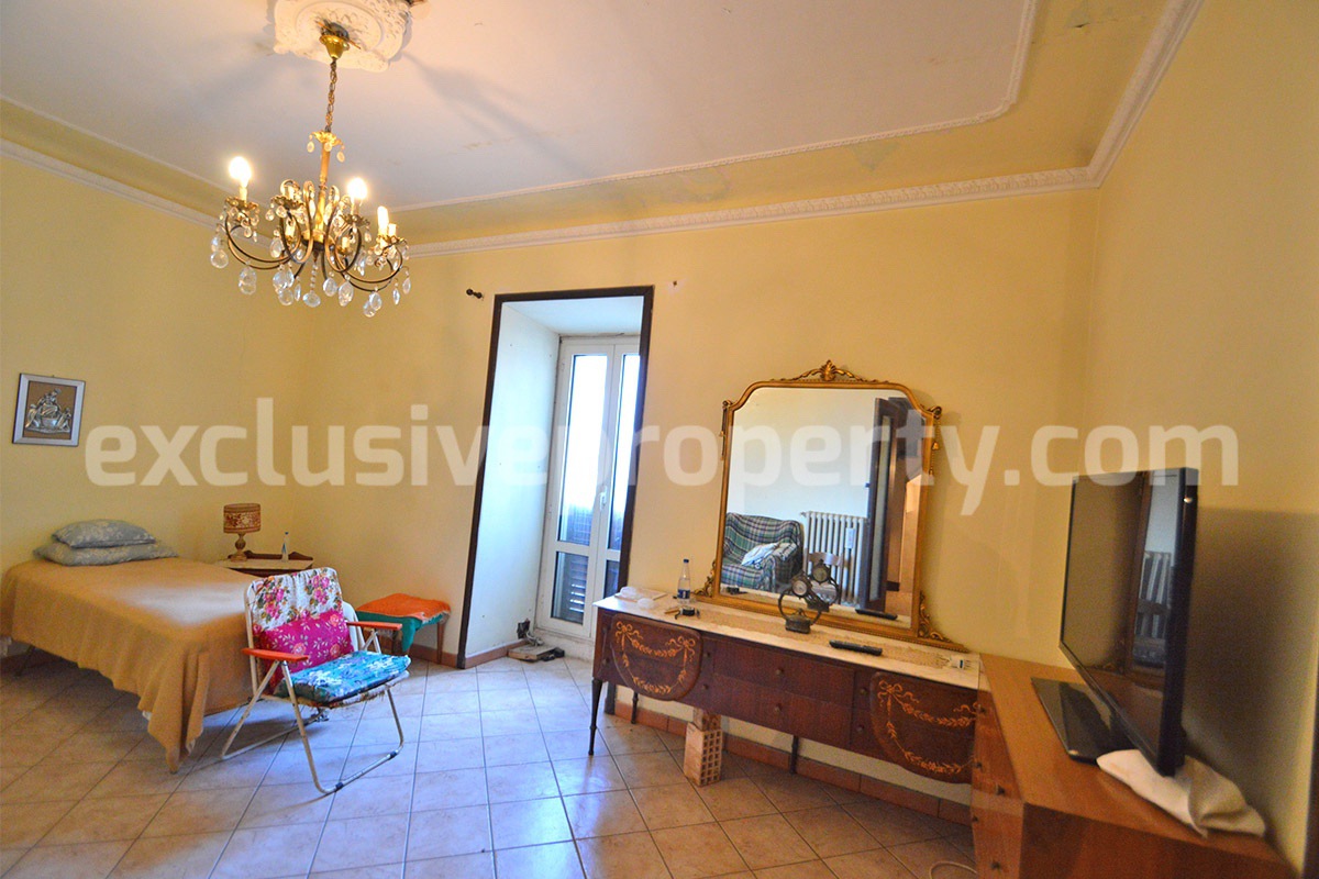 Property with Garden and Panoramic Terrace for Sale in Atessa - Italy