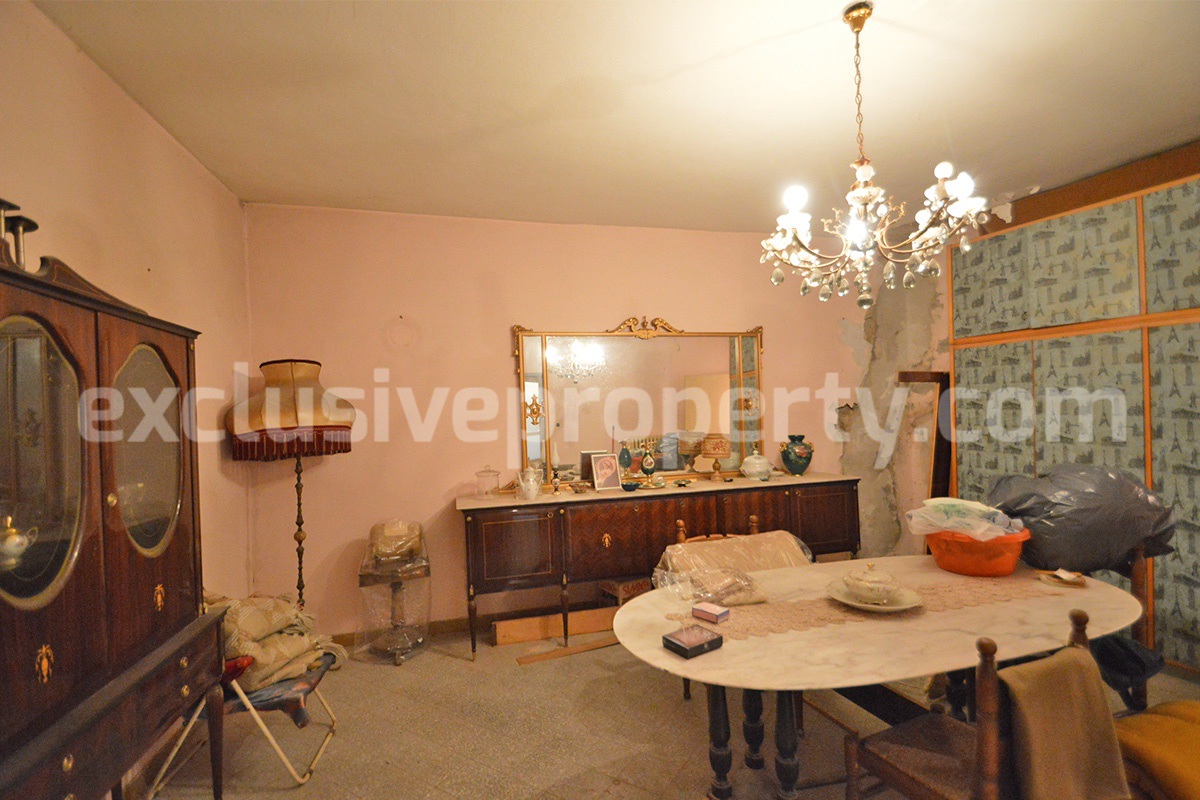 Property with Garden and Panoramic Terrace for Sale in Atessa - Italy