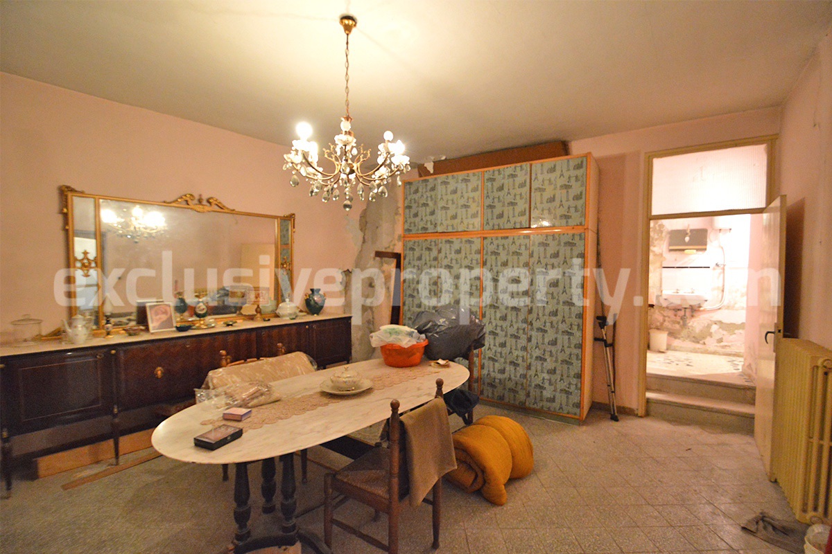 Property with Garden and Panoramic Terrace for Sale in Atessa - Italy