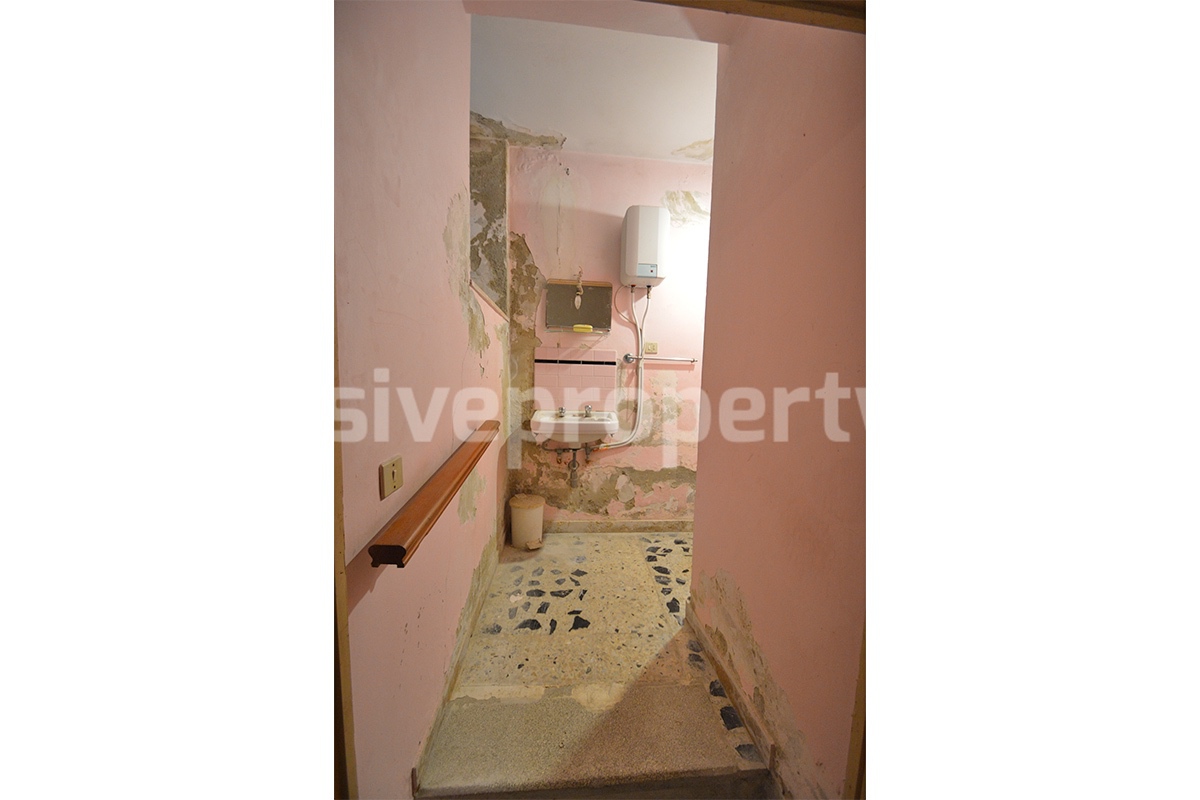 Property with Garden and Panoramic Terrace for Sale in Atessa - Italy