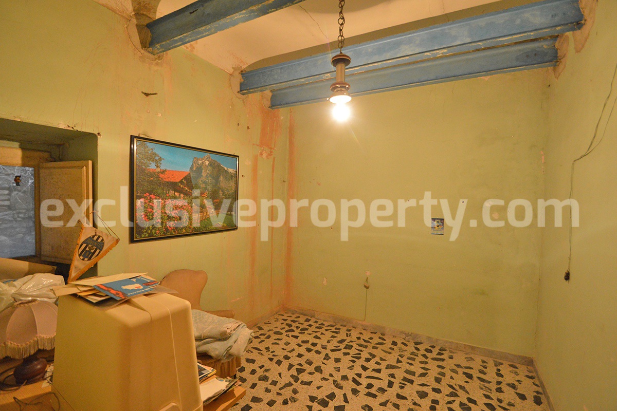 Property with Garden and Panoramic Terrace for Sale in Atessa - Italy