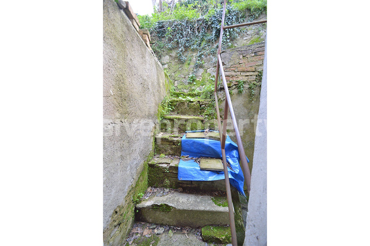 Property with Garden and Panoramic Terrace for Sale in Atessa - Italy