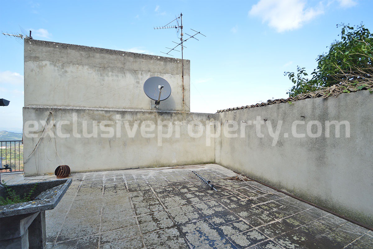 Property with Garden and Panoramic Terrace for Sale in Atessa - Italy