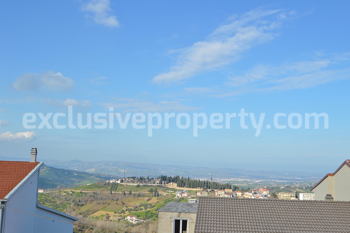 Property with Garden and Panoramic Terrace for Sale in Atessa - Italy