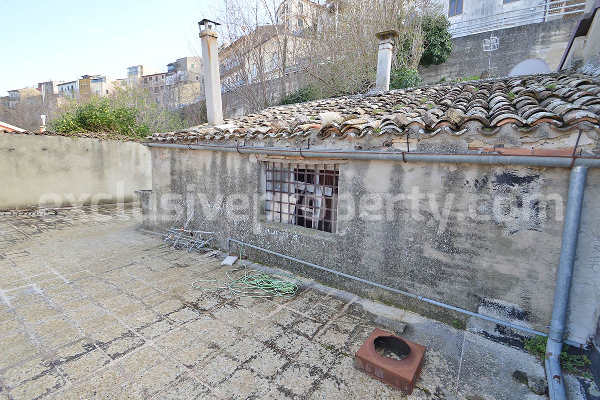 Property with Garden and Panoramic Terrace for Sale in Atessa - Italy