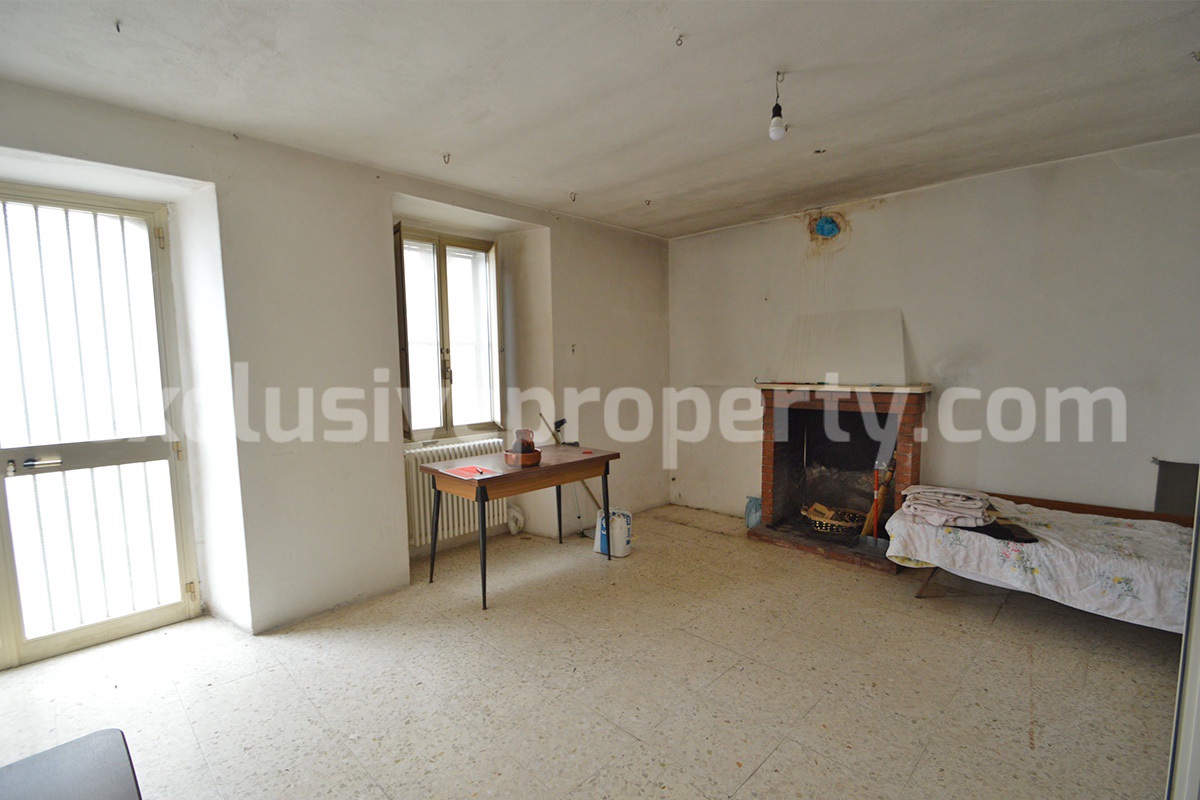 Italian Village Home with Cellars and Castle Views - Dividable into Two Apartments for sale in Molise
