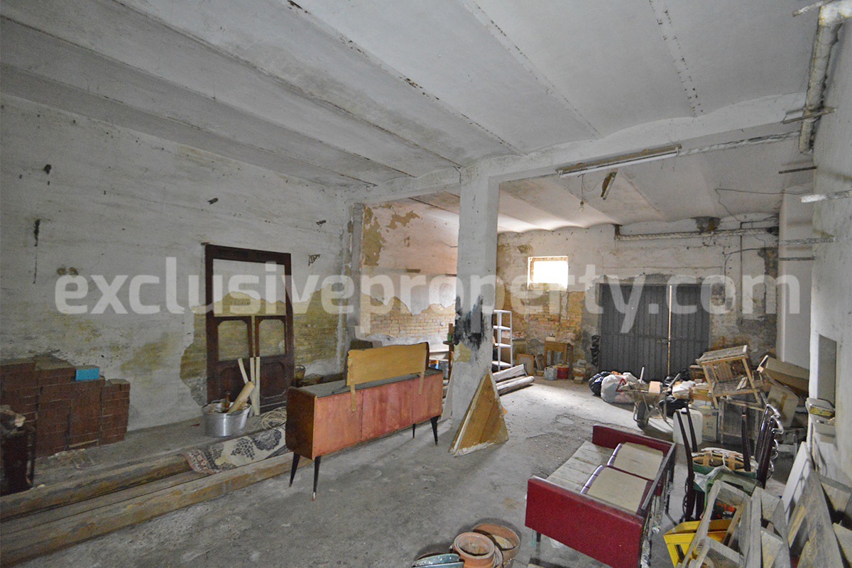 Huge Townhouse with Marble Details - Stonework - Garage - Panoramic Terrace for Sale in Casalbordino - Abruzzo
