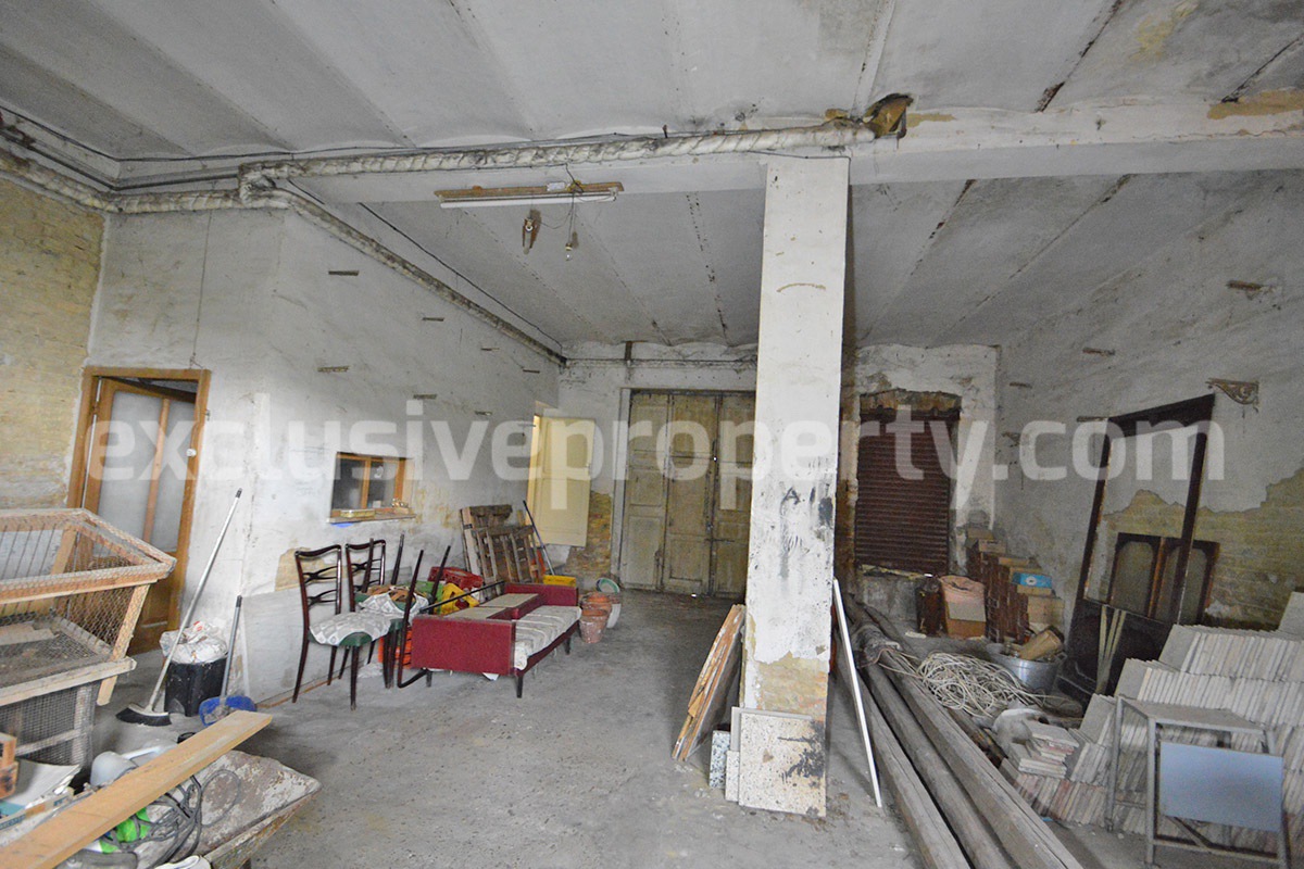 Huge Townhouse with Marble Details - Stonework - Garage - Panoramic Terrace for Sale in Casalbordino - Abruzzo