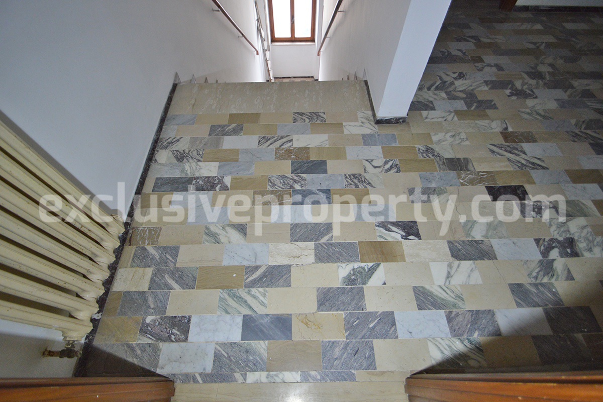 Huge Townhouse with Marble Details - Stonework - Garage - Panoramic Terrace for Sale in Casalbordino - Abruzzo