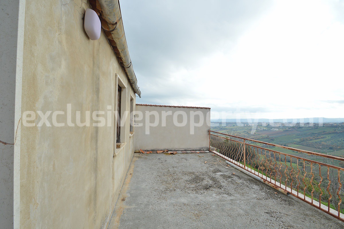 Huge Townhouse with Marble Details - Stonework - Garage - Panoramic Terrace for Sale in Casalbordino - Abruzzo