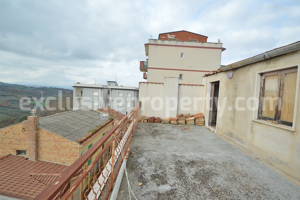 Huge Townhouse with Marble Details - Stonework - Garage - Panoramic Terrace for Sale in Casalbordino - Abruzzo