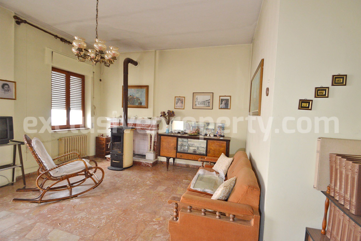 Huge Townhouse with Marble Details - Stonework - Garage - Panoramic Terrace for Sale in Casalbordino - Abruzzo