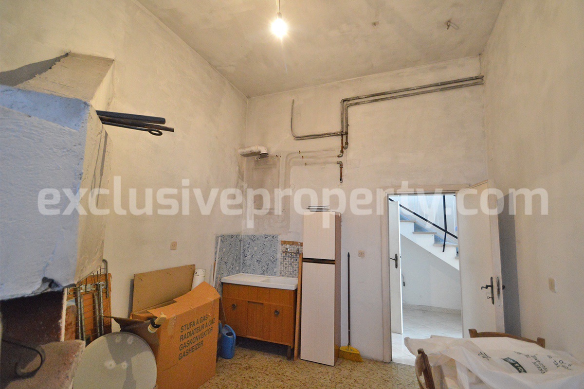 Move-In Ready Home with Garden and Garage for Sale in Mafalda in Molise - Near the Adriatic Coast