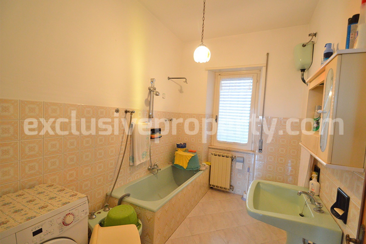 Move-In Ready Home with Garden and Garage for Sale in Mafalda in Molise - Near the Adriatic Coast