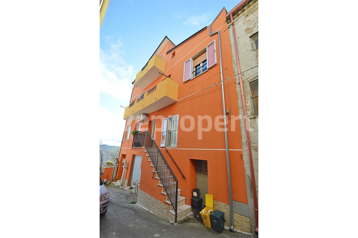 Sea View House with Garage - 3 Bedrooms and Balcony for Sale in Mafalda in Molise - Near the Adriatic Coast