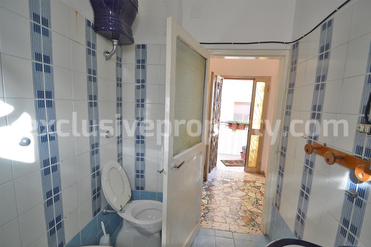 Sea View House with Garage - 3 Bedrooms and Balcony for Sale in Mafalda in Molise - Near the Adriatic Coast