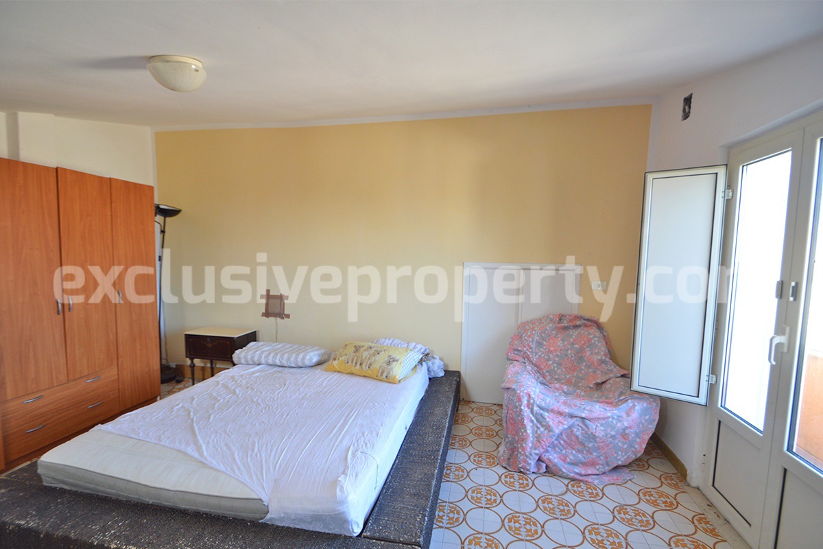 Sea View House with Garage - 3 Bedrooms and Balcony for Sale in Mafalda in Molise - Near the Adriatic Coast