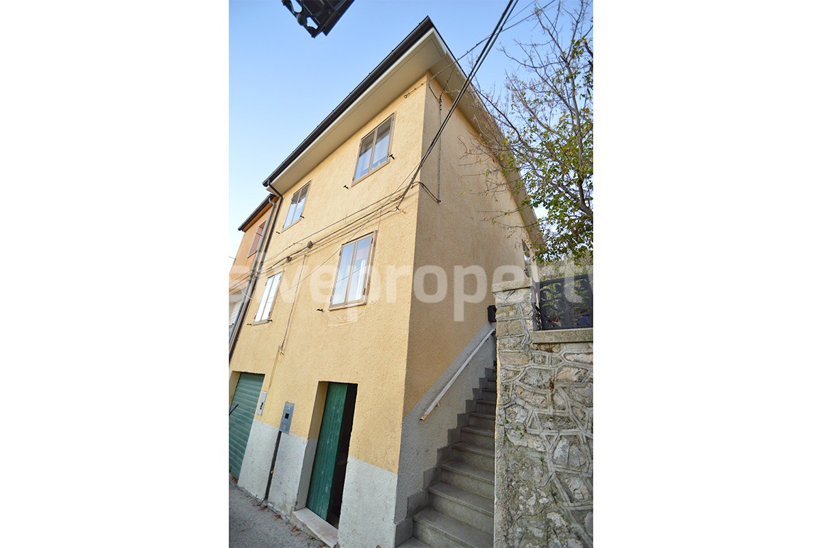 Move-In Ready Home with Garage - Garden and Large Outdoor Terrace for Sale in Carunchio in Abruzzo