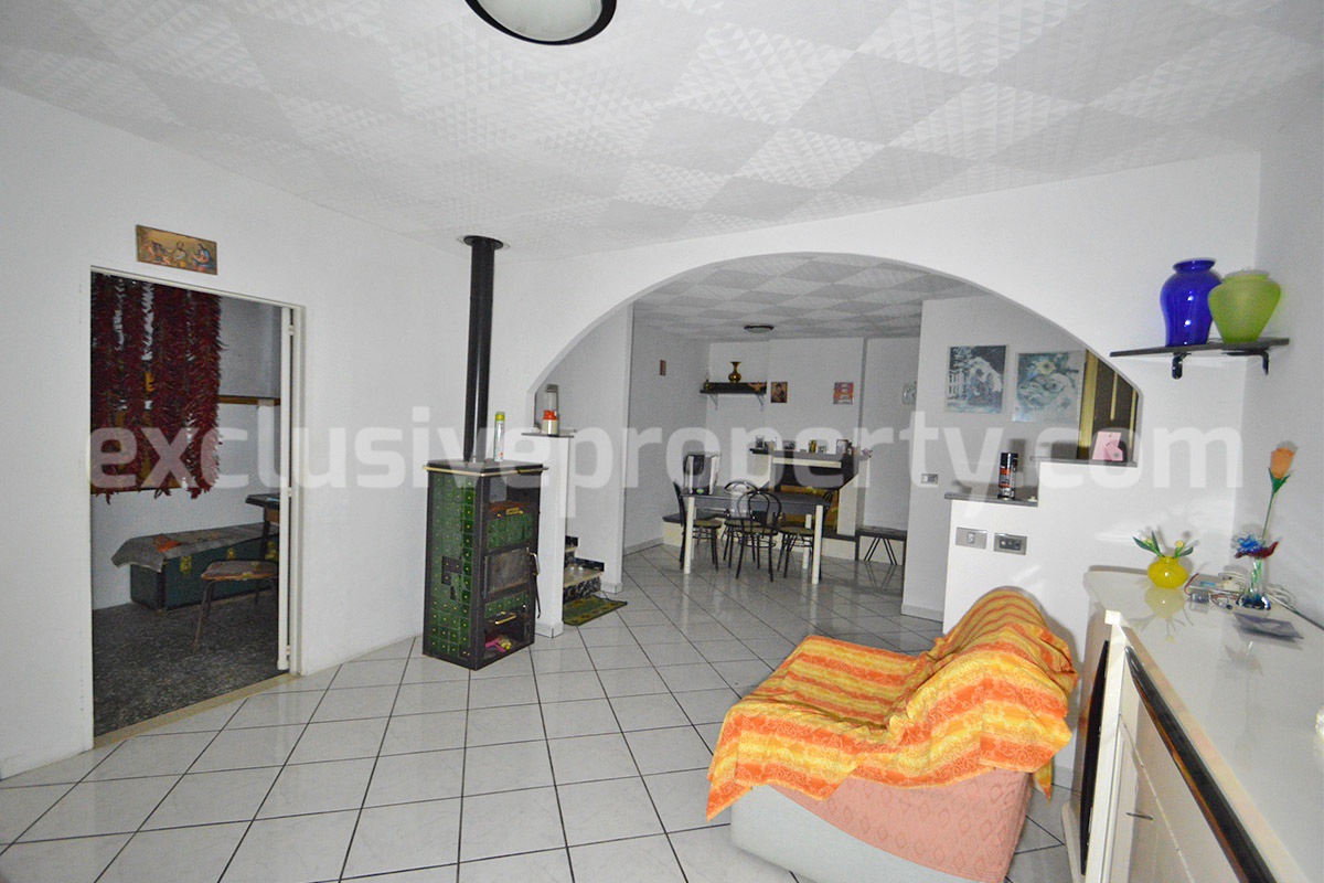 Move-In Ready Home with Garage - Garden and Large Outdoor Terrace for Sale in Carunchio in Abruzzo