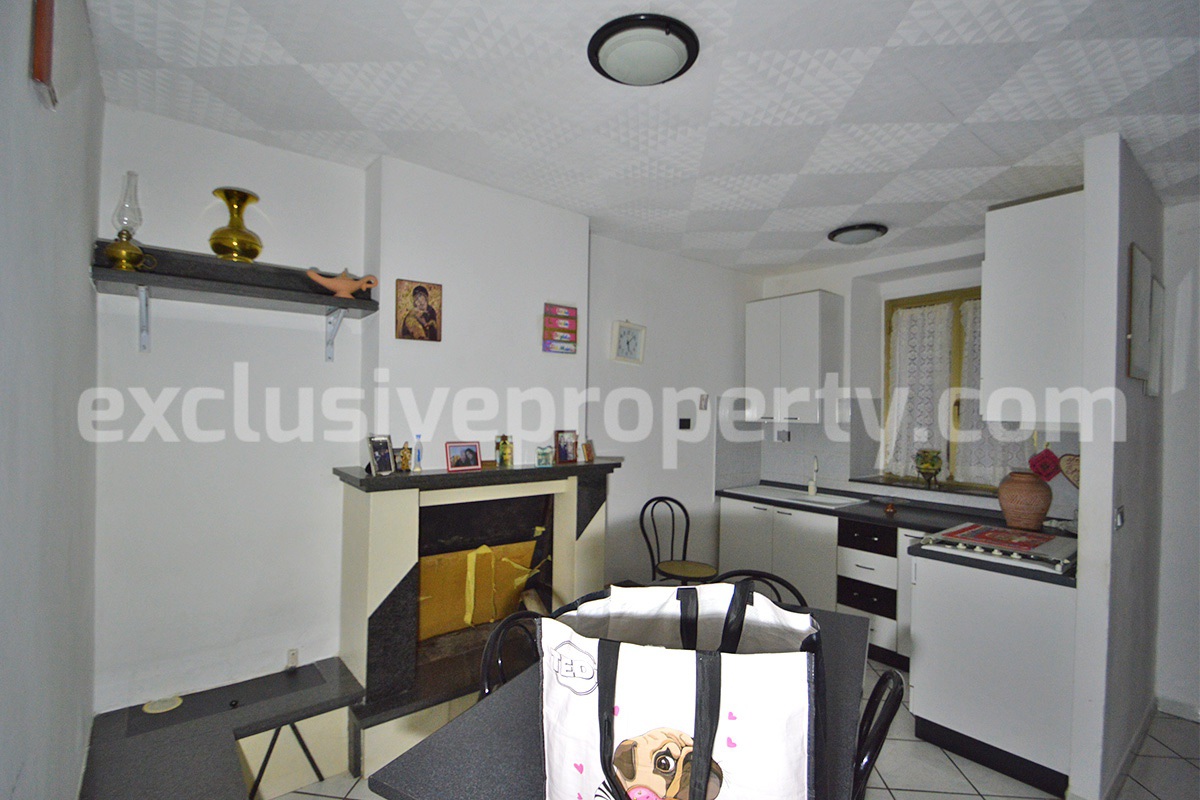 Move-In Ready Home with Garage - Garden and Large Outdoor Terrace for Sale in Carunchio in Abruzzo