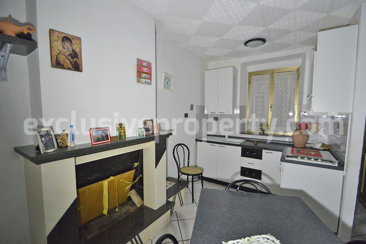 Move-In Ready Home with Garage - Garden and Large Outdoor Terrace for Sale in Carunchio in Abruzzo