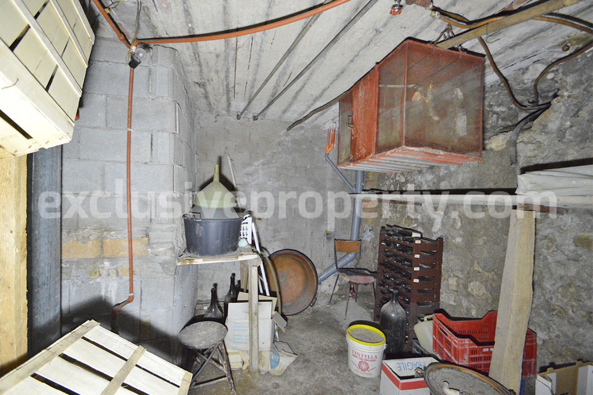 Move-In Ready Home with Garage - Garden and Large Outdoor Terrace for Sale in Carunchio in Abruzzo