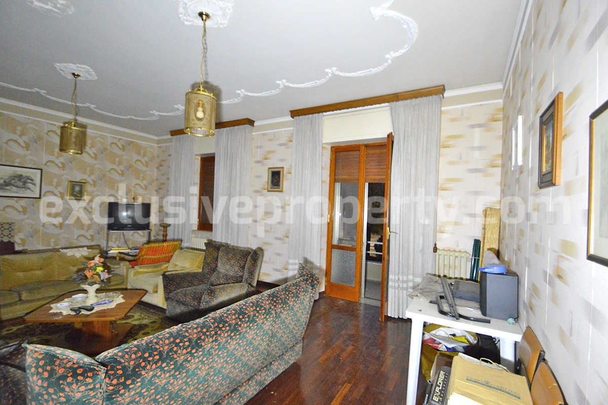 Apartment for Sale in Italy with Garden - Terrace and Garage - Move-In Ready and Spacious