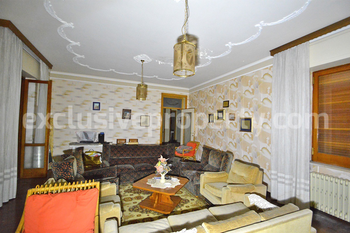 Apartment for Sale in Italy with Garden - Terrace and Garage - Move-In Ready and Spacious