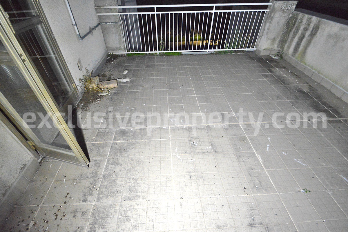 Apartment for Sale in Italy with Garden - Terrace and Garage - Move-In Ready and Spacious