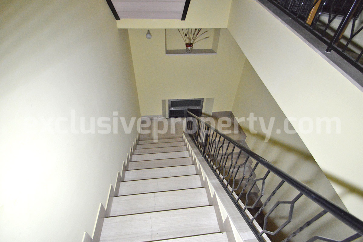 Apartment for Sale in Italy with Garden - Terrace and Garage - Move-In Ready and Spacious