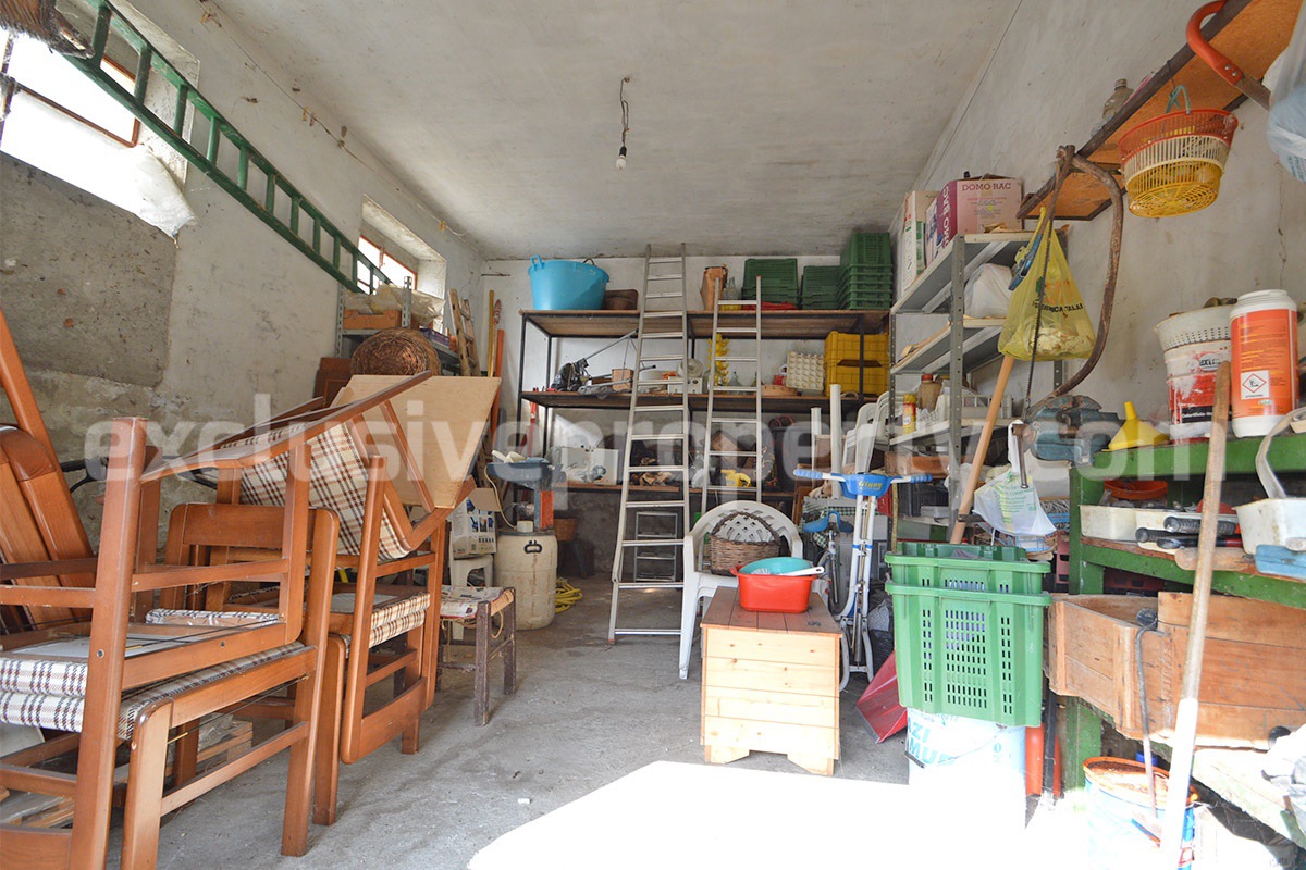Property for Sale in Italy - 3 Bedroom Detached House with Garden and Garage in Atessa in Abruzzo