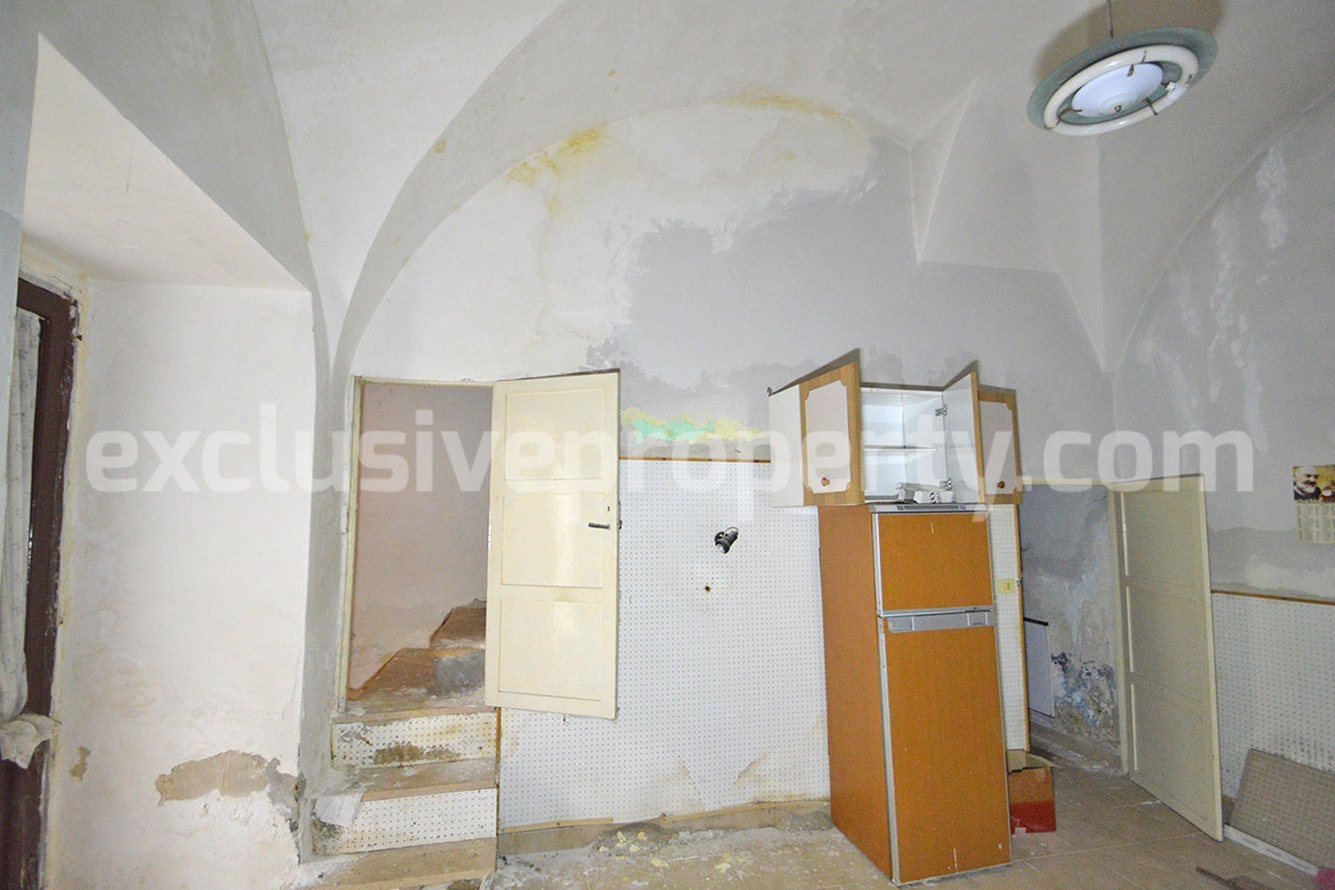 Spacious Home with Antique Entrance for Sale in Molise - Italy