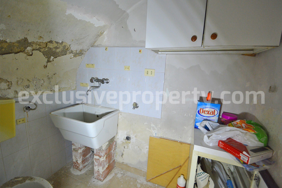 Spacious Home with Antique Entrance for Sale in Molise - Italy