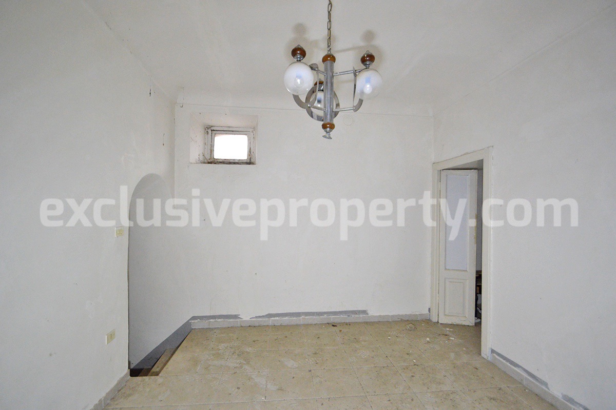 Spacious Home with Antique Entrance for Sale in Molise - Italy