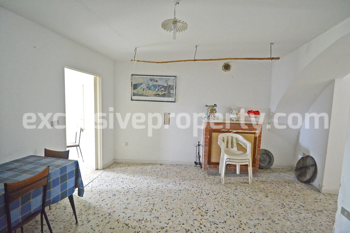 Property for sale near the medieval castle in the Molise Region