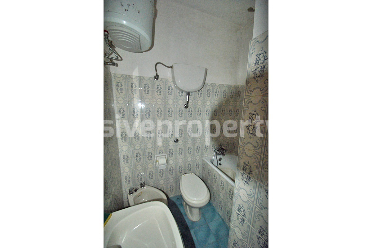 Townhouse with Garage and Panoramic Views for Sale in Tavenna - Molise