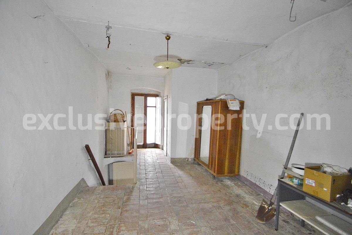 Stone House with Scenic Balcony View for Sale in San Felice del Molise - Near the Adriatic Coast