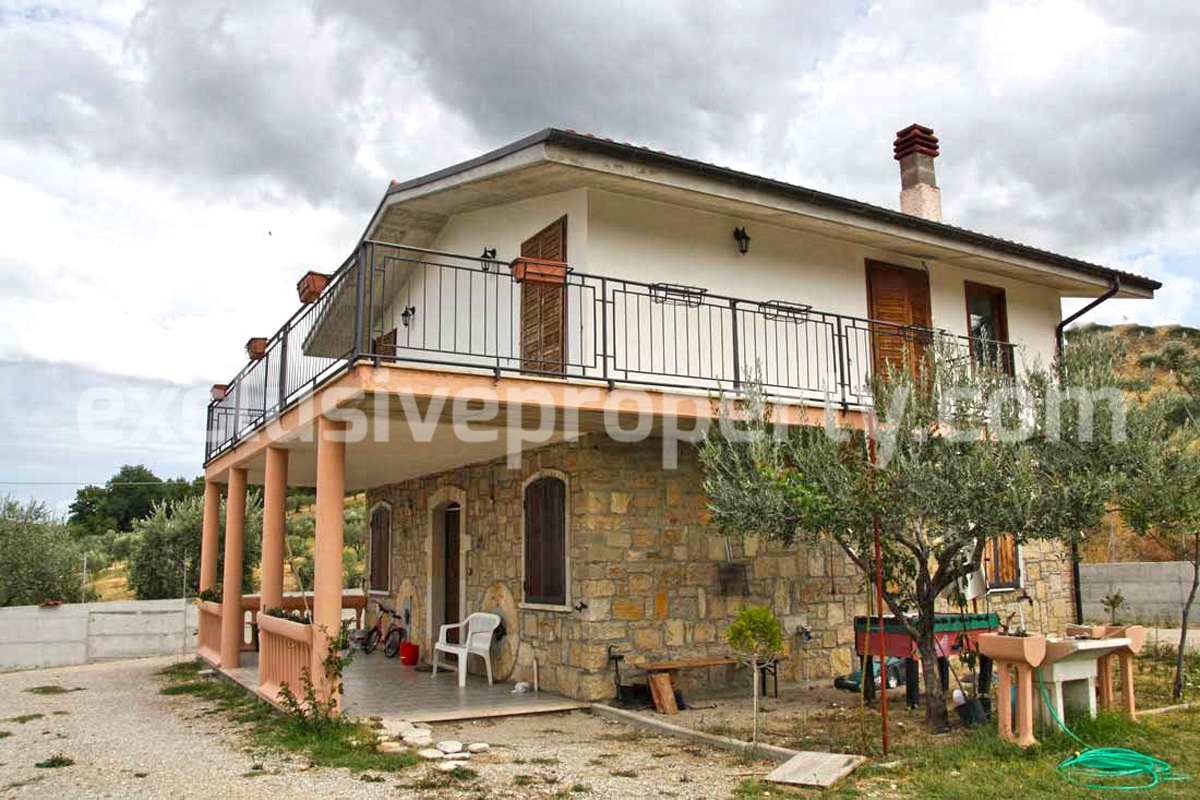 Habitable stone villa with land for sale in Italy 1