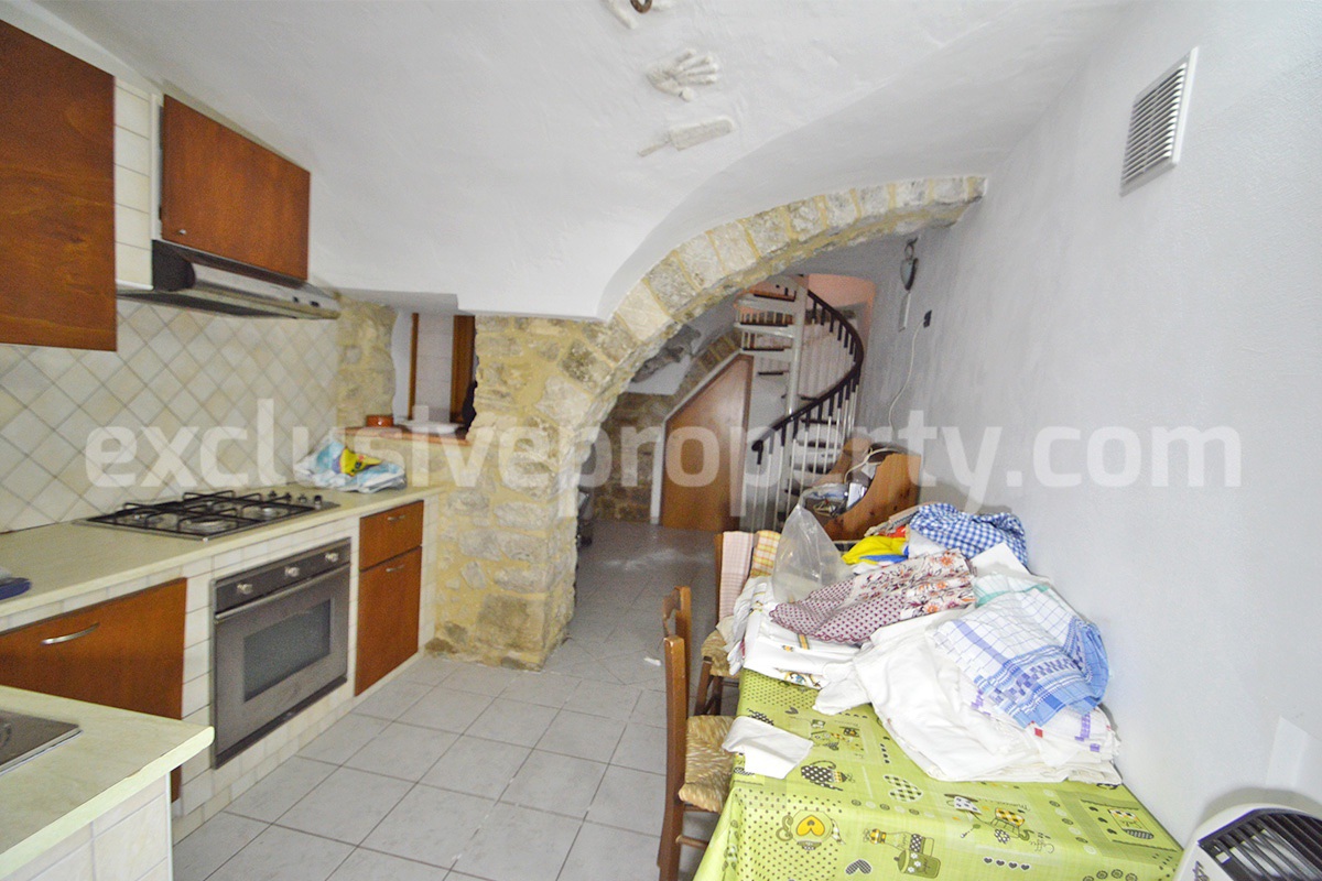 Fully Renovated Stone House with 2 Bedrooms 2 Bathrooms for Sale in Molise - Italy