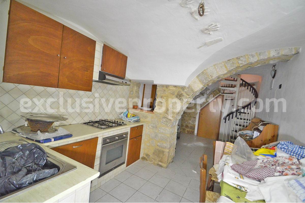Fully Renovated Stone House with 2 Bedrooms 2 Bathrooms for Sale in Molise - Italy