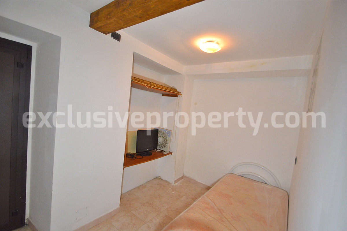 Fully Renovated Stone House with 2 Bedrooms 2 Bathrooms for Sale in Molise - Italy