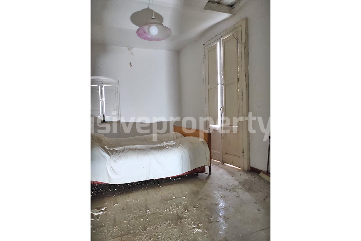 Traditional two-bedroom stone house for Sale in Molise - Italy - Full of Charm