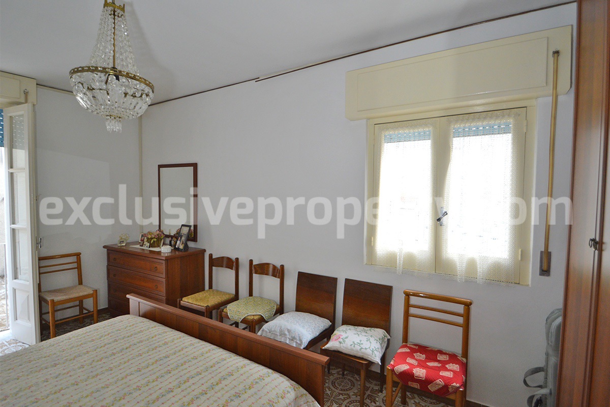 Furnished Townhouse for Sale in Historic Lucito - Molise - Move-In Ready with Views and Outdoor Space