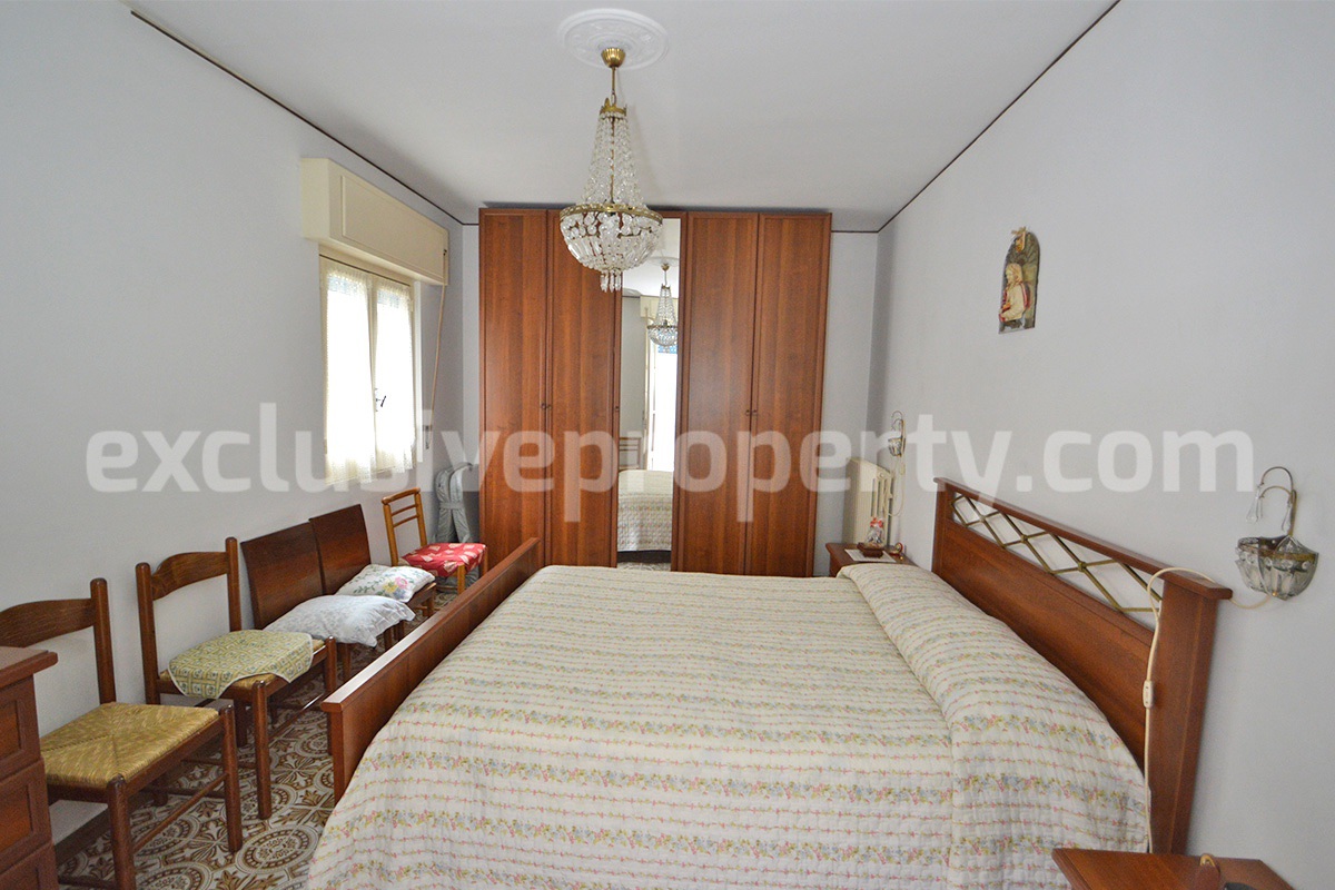 Furnished Townhouse for Sale in Historic Lucito - Molise - Move-In Ready with Views and Outdoor Space